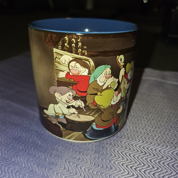 Disney Vintage Mug - Snow White - Picture 2 of 4